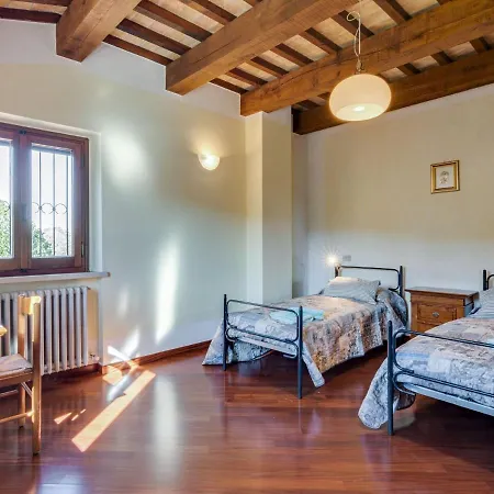 بيت للعطل Sun-kissed Holiday In With Garden بيزارو