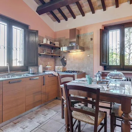 Sun-kissed Holiday In With Garden * Pesaro